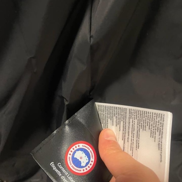 BNWT Canada Goose Shelburne Parka Fusion Medium - Picture 6 of 8